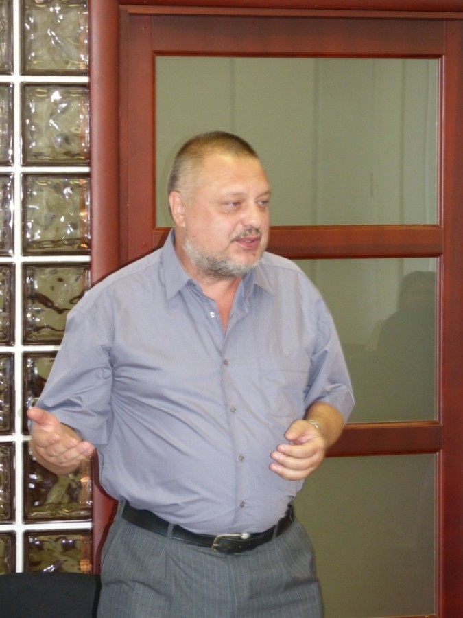 Постійний читач альманаху та за сумісництвом улюбленець багатьох одеситів — драматург, поет, перекладач Ігор Лосинський