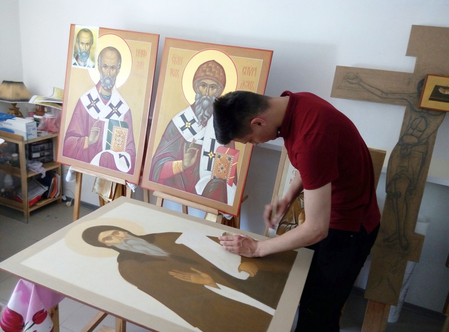 Іконописне відділення Одеської духовної семінарії.Студенти під час занять